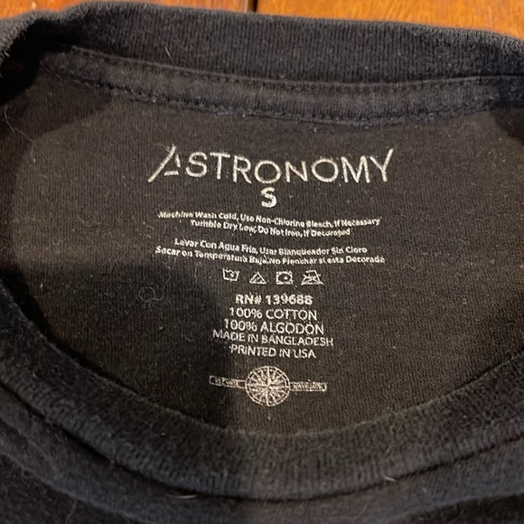 Astronomy Black Rose Graphic Tee Mens Small - Picture 5 of 6